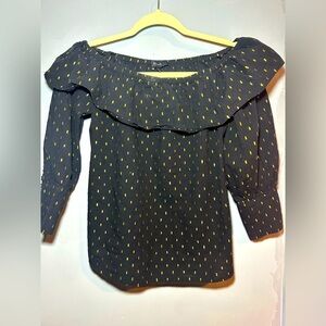 Off the shoulder ruffle top, medium